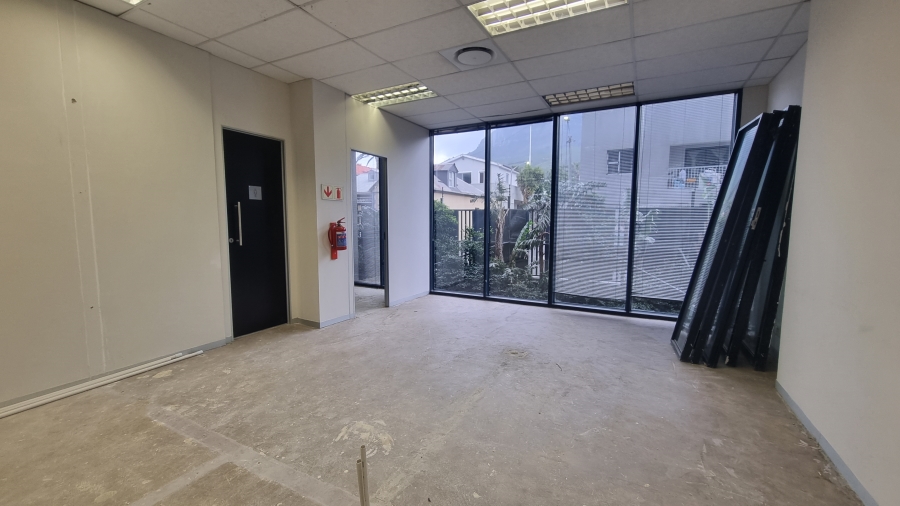 To Let Commercial Property for Rent in Woodstock Western Cape